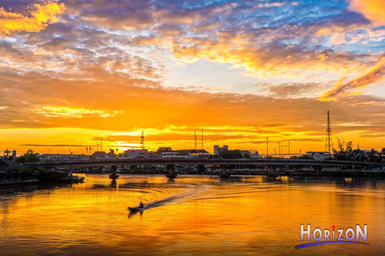 Hotel Horizon Surat Thani
